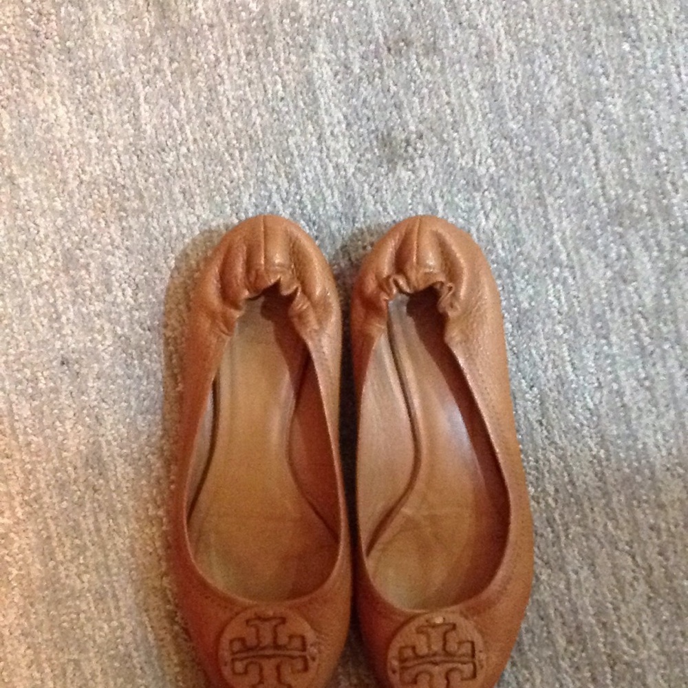 Tory Burch Reva Flats Camel
